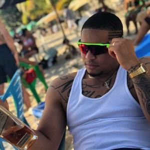 Meet your Posher, Gabriel